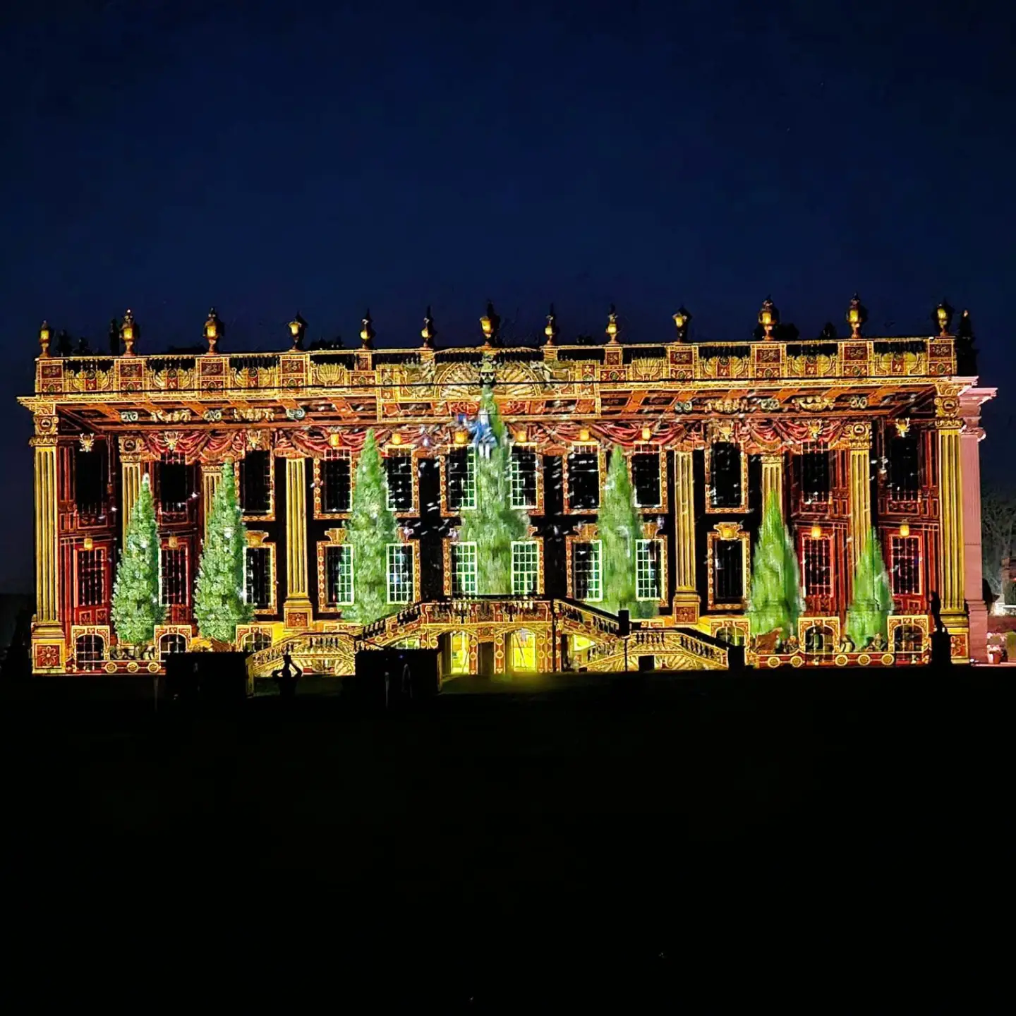 Chatsworth House Christmas Event with Margo